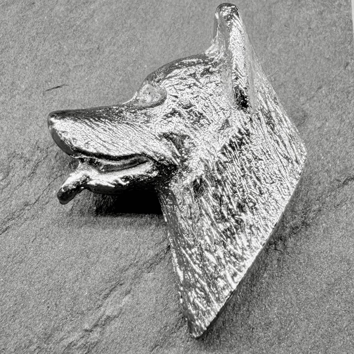 Alaskan Malamute Lapel Pin | Nickel Silver | Alden Arts