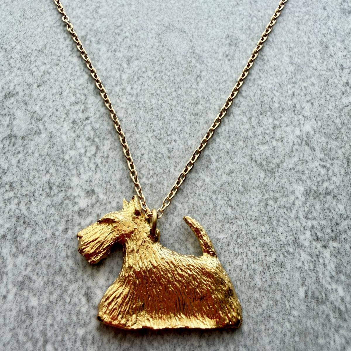 Scottish Terrier Small Pendant | Gold Plate | Alden Arts