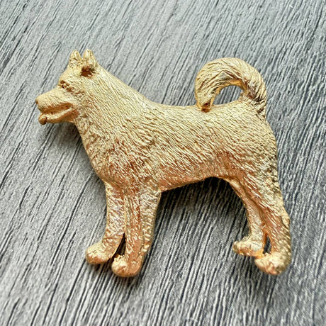 Alaskan Malamute Brooch - Gold Plate | Alden Arts