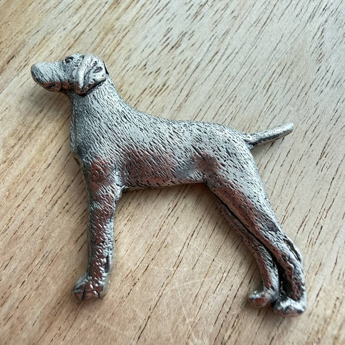 Hungarian Vizsla Brooch - Nickel Silver | Alden Arts